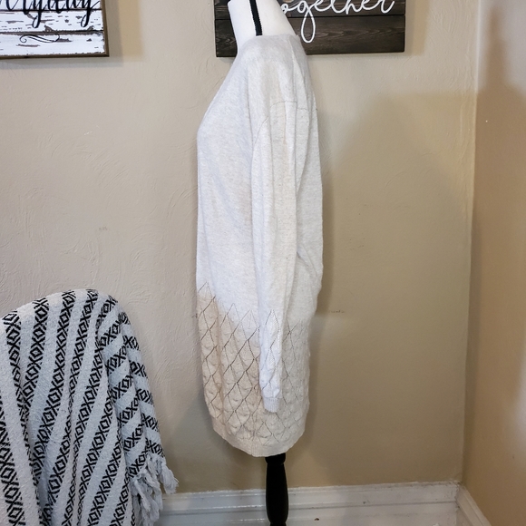 Por La Cara Size Medium Nude Sweater Cardigan. - Picture 4 of 9